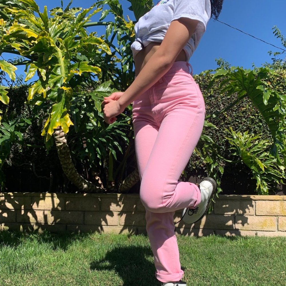 VINTAGE PINK GUESS JEANS